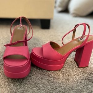 Pink platform sandals BARBIE pink vibes****